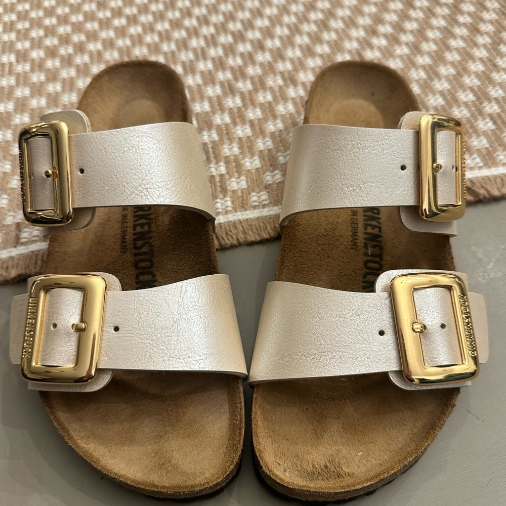 Birkenstock Arizona Big Buckle, Nubuck Leather, Ecru Color